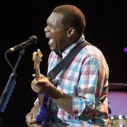 Robert Cray © Francis Vernhet
