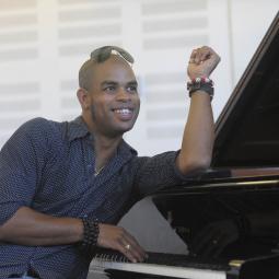 Roberto Fonseca © Francis Vernhet