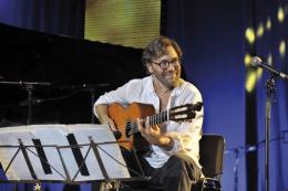 Al Di Meola © Francis Vernhet