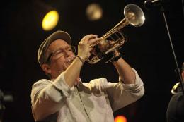 Dave Douglas © Francis Vernhet