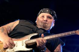 Popa Chubby © Francis Vernhet