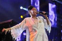 Omara Portuondo © Francis Vernhet