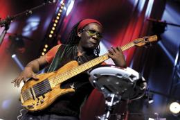 Richard Bona © Francis Vernhet