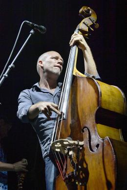 Avishai Cohen © Francis Vernhet