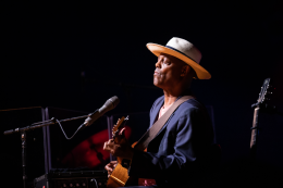 Eric Bibb © Laurent Sabathé