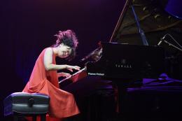 <p><strong>Hiromi © Francis Vernhet</strong></p>
